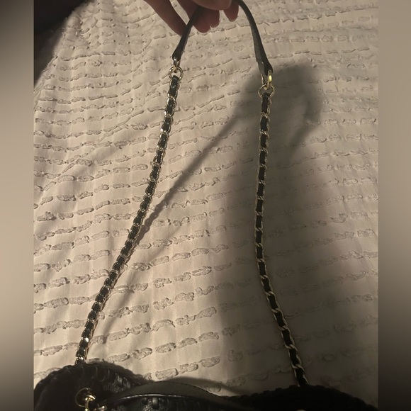 Tory Burch Black Leather Bag- adjustable strap - Picture 9 of 11